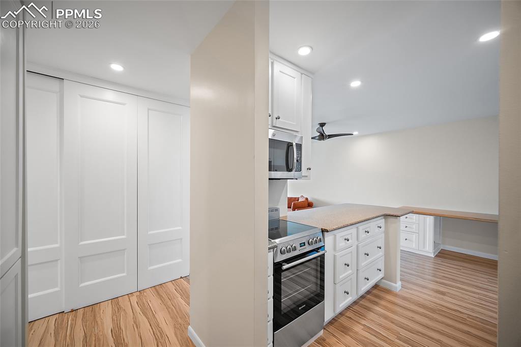 Image 22 of 41: Kitchen and Closet