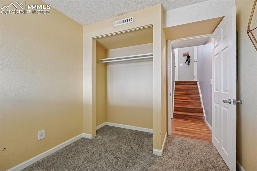 Image 20 of 25: Downstairs