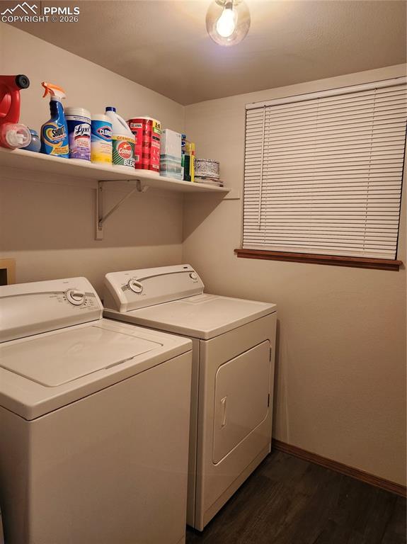 Image 10 of 19: Laundry