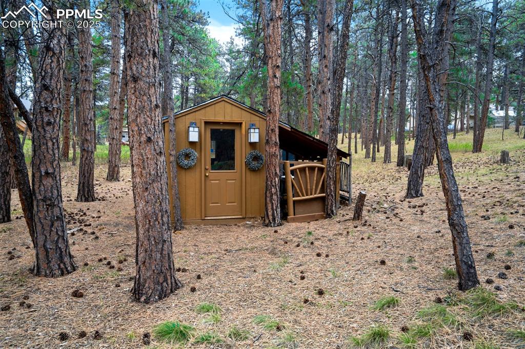 Image 36 of 48: View of outdoor structure