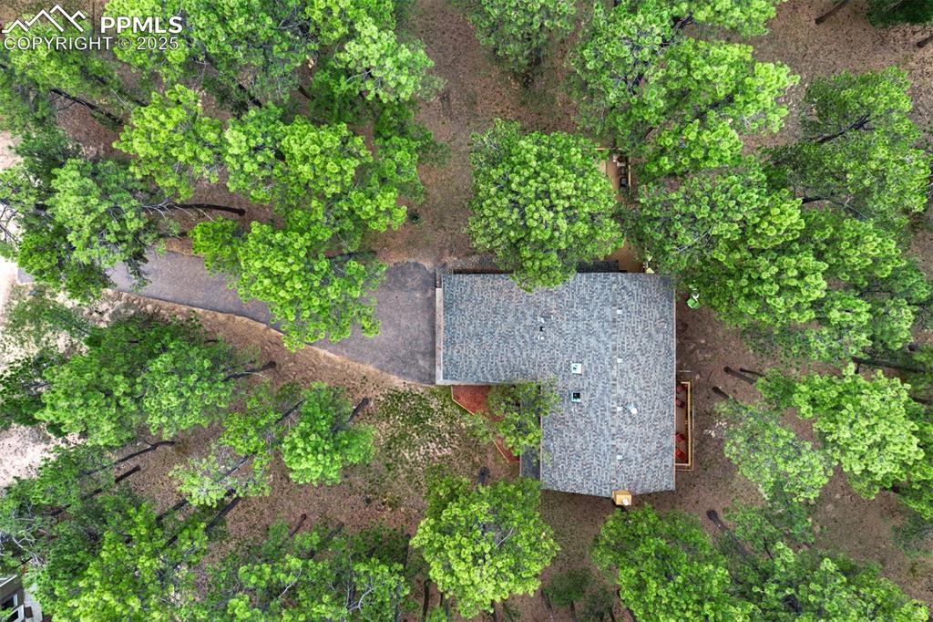 Image 37 of 48: Exterior view