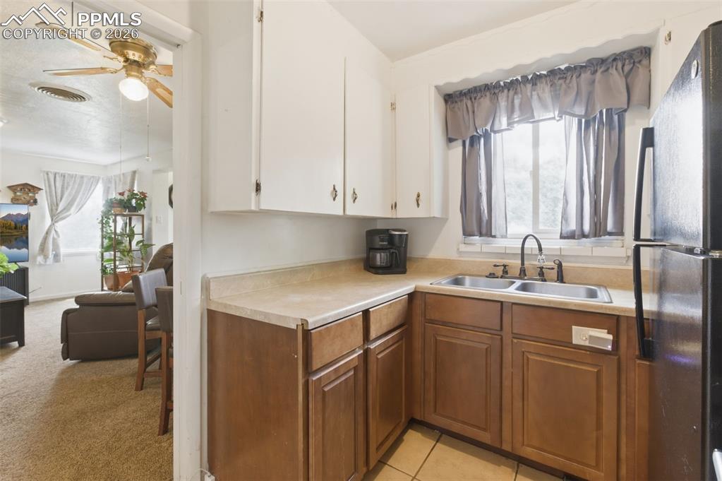 Image 8 of 29: Dining Area