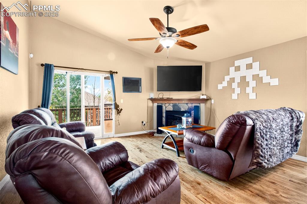 Image 9 of 35: Living Room