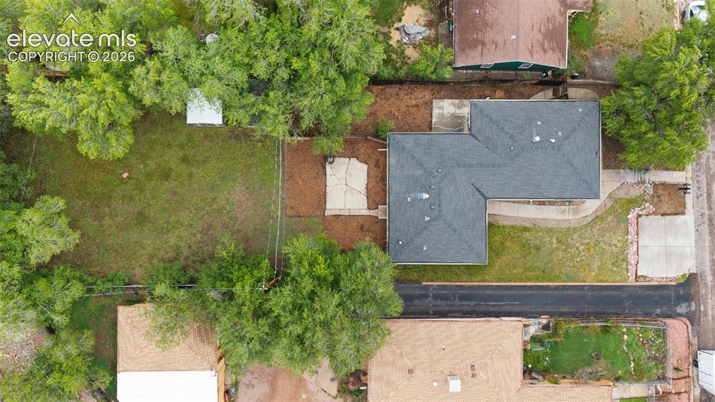 Image 20 of 38: Each unit has privately fenced backyard space