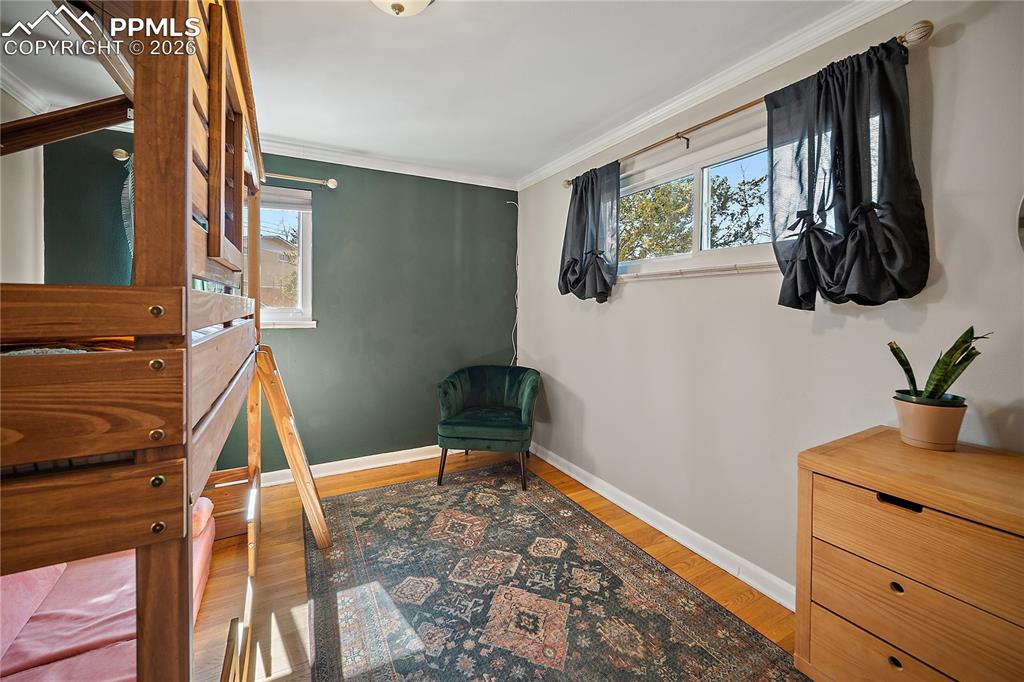 Image 10 of 39: Bedroom