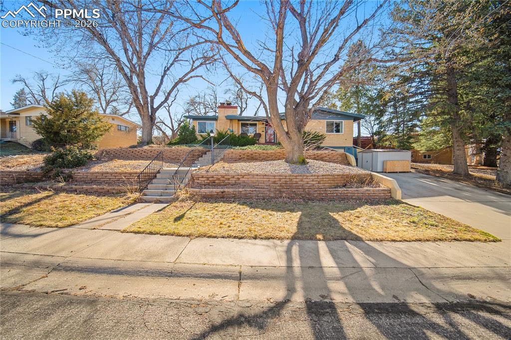 Image 4 of 39: Front of Structure