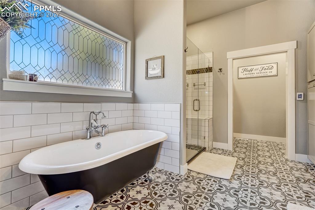 Image 24 of 48: Master Bathroom