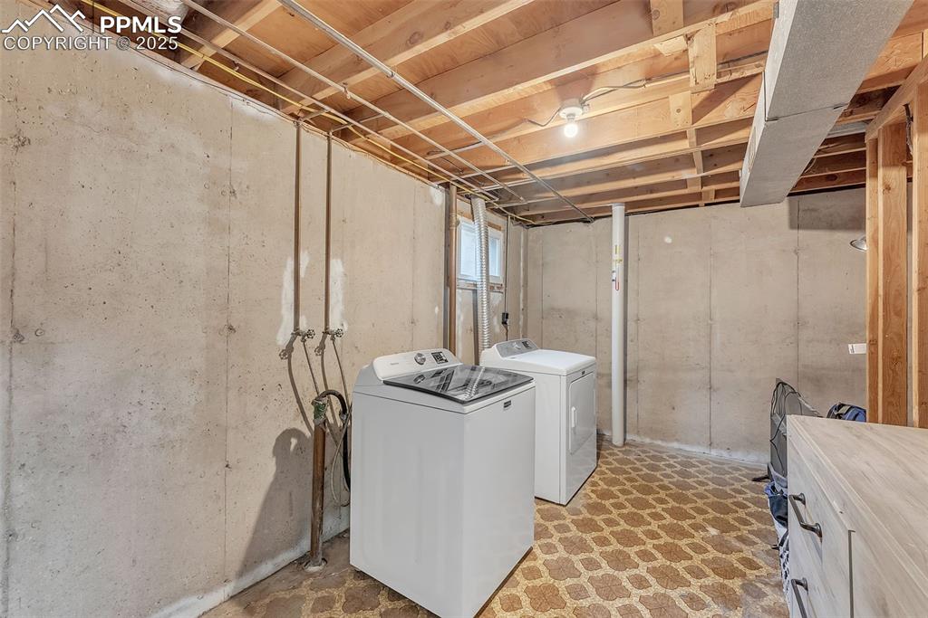 Image 22 of 38: Large Laundry/ Storage/ Mechanical Room