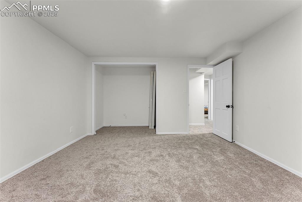 Image 26 of 38: Basement Level: Oversized Family Room / Flex Room ; Endless Possibilities t