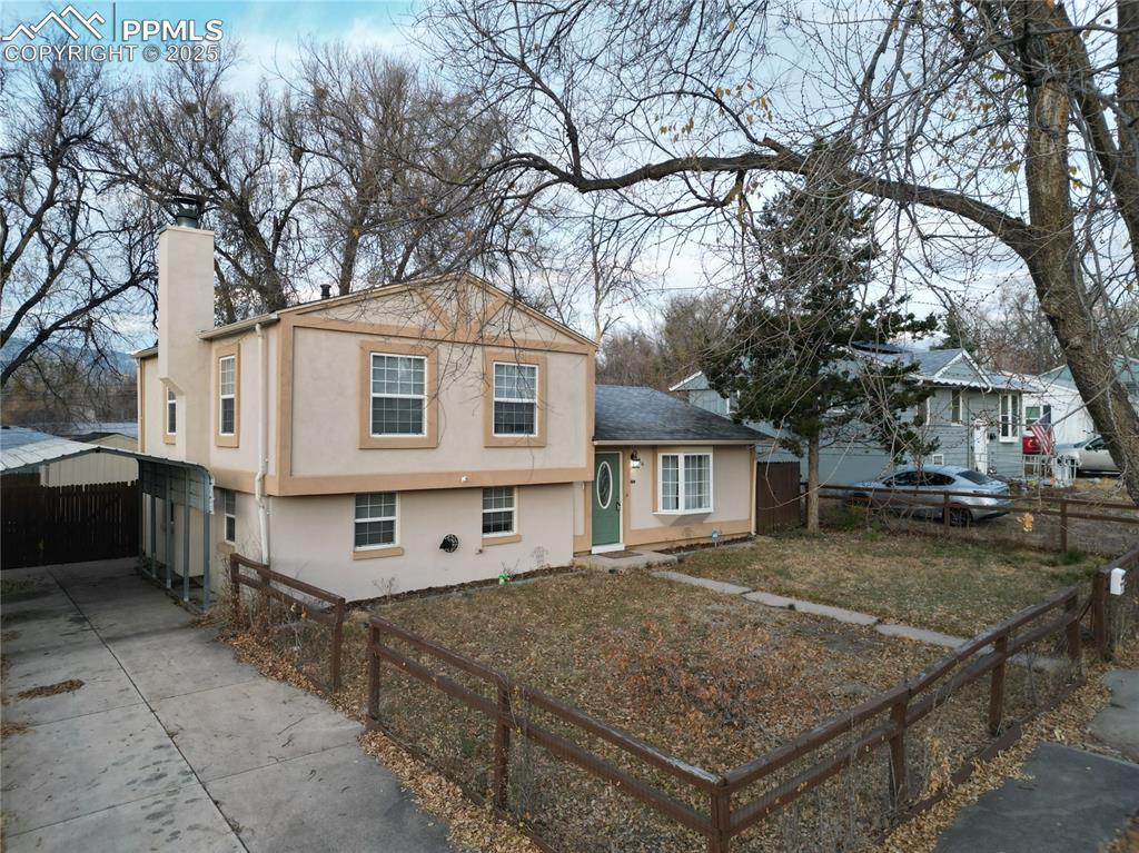 Image 4 of 36: Front of Structure