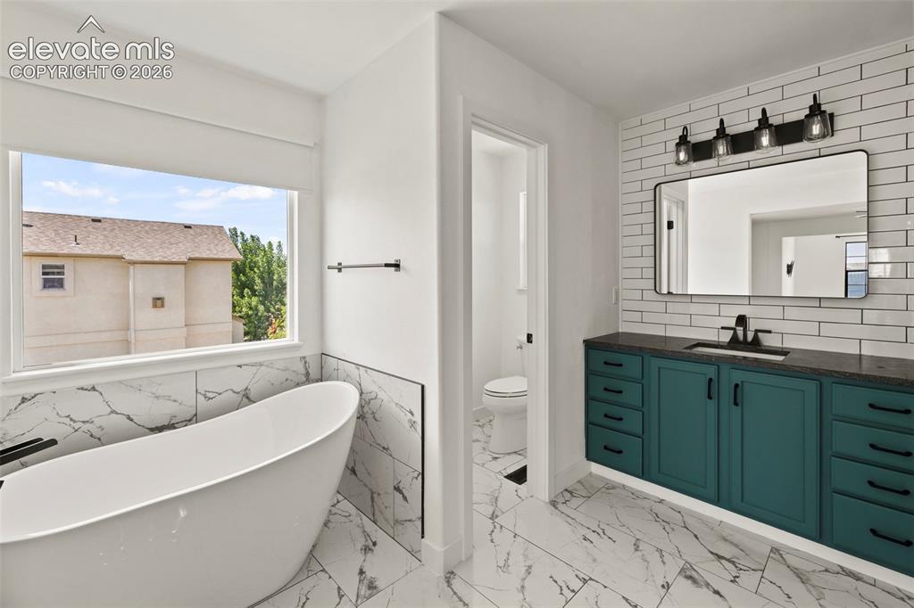 Image 17 of 47: Master Bathroom