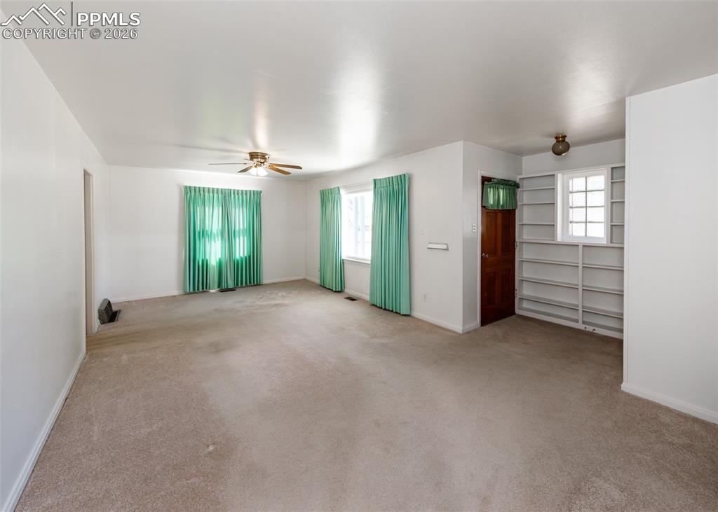 Image 8 of 29: Living Room