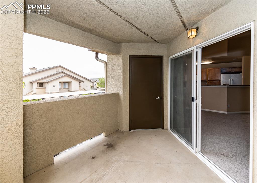 Image 34 of 45: Balcony