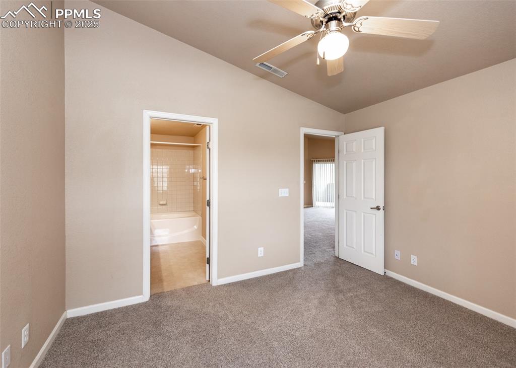 Image 40 of 45: Bedroom