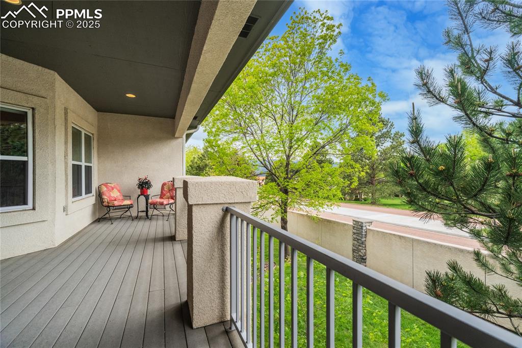 Image 12 of 47: Deck