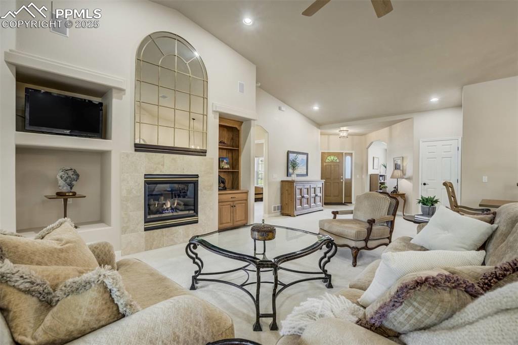 Image 6 of 47: Living Room