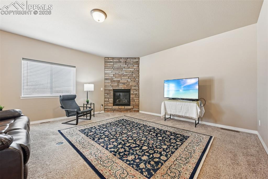 Image 10 of 41: Living Room