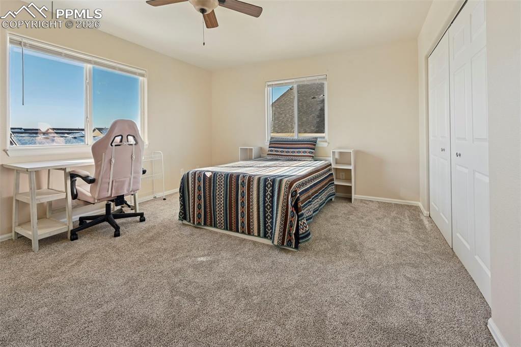 Image 23 of 47: Bedroom