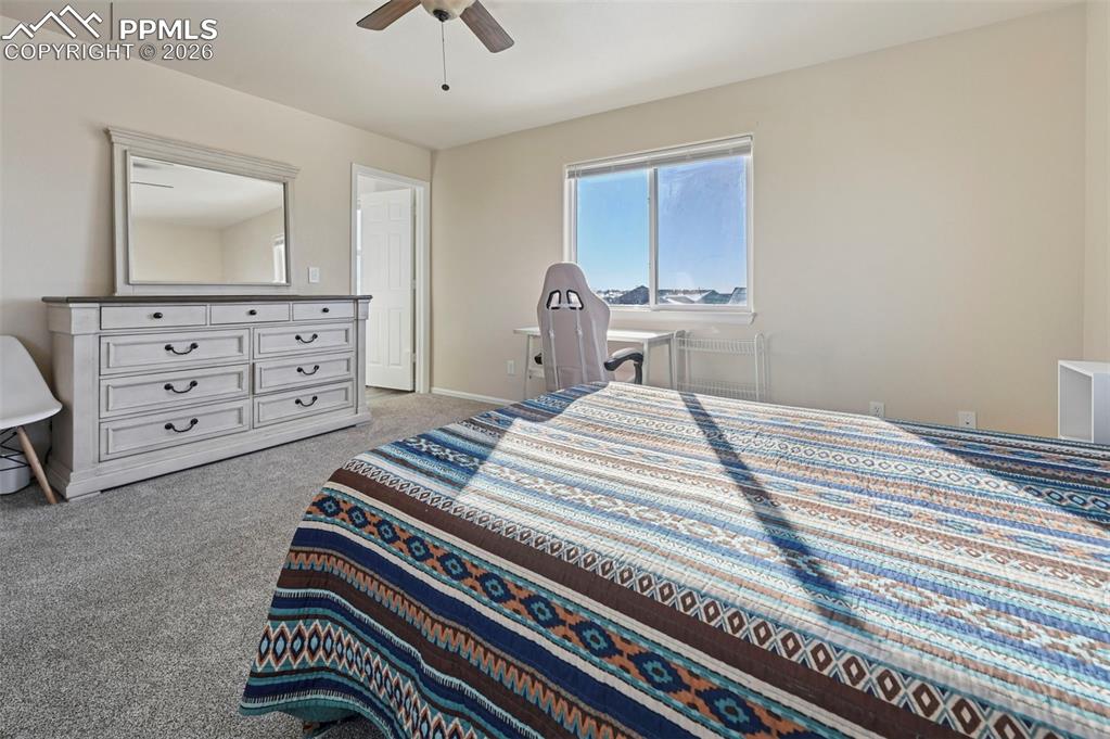 Image 25 of 47: Bedroom