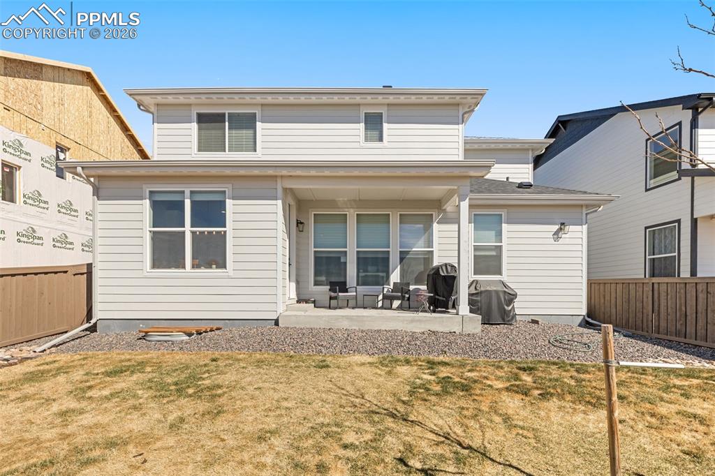 Image 32 of 38: Back of Structure