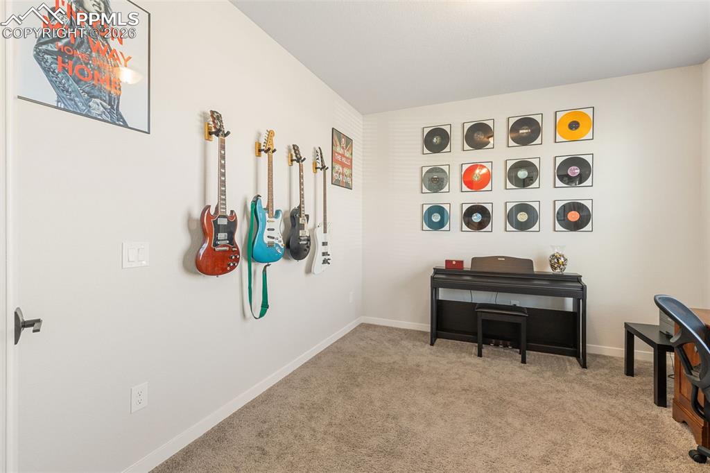 Image 4 of 38: Office