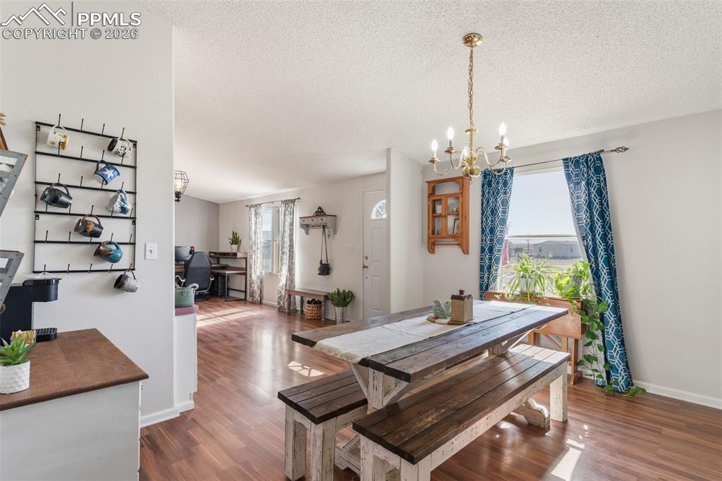 Image 10 of 36: Separate dining area