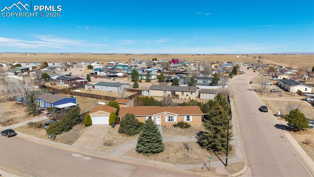 Image 33 of 36: Neighborhood view looking north