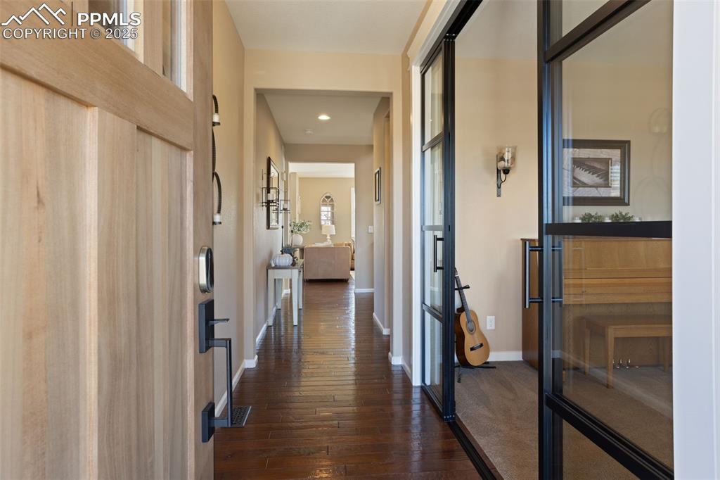 Image 8 of 44: Entry