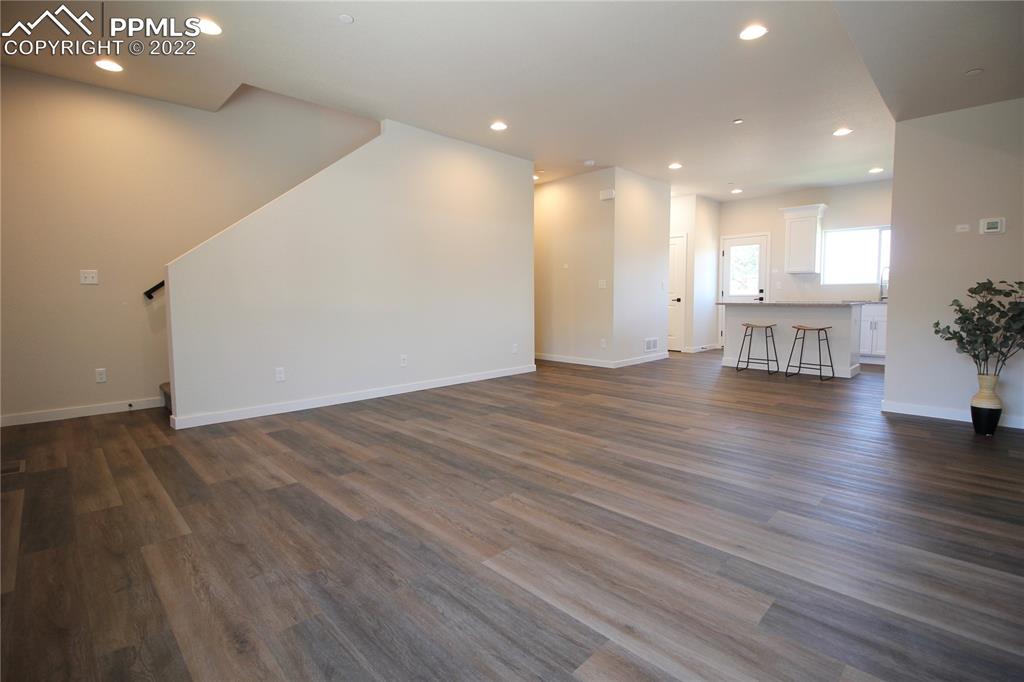 Listing 8688282, Image 18 of 49