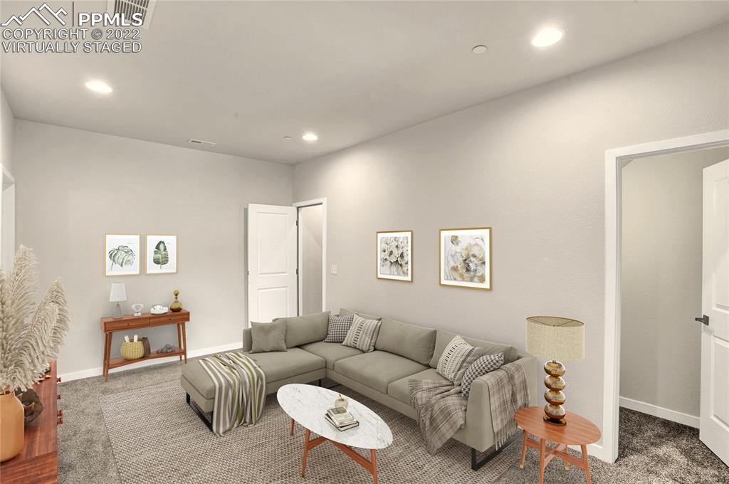 Listing 8688282, Image 34 of 49