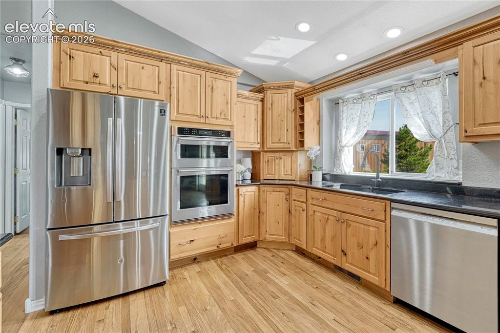 Image 10 of 39: ...stainless steel appliances...