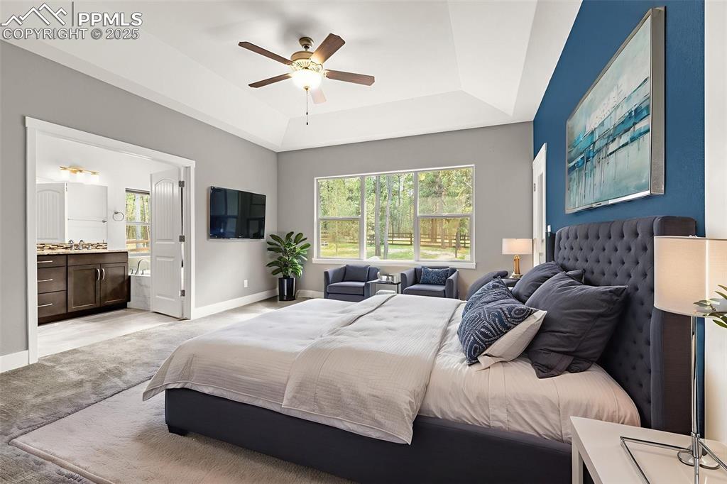 Image 14 of 42: Bedroom