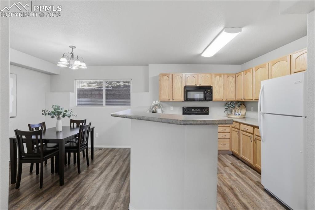 Image 17 of 48: No Description Available