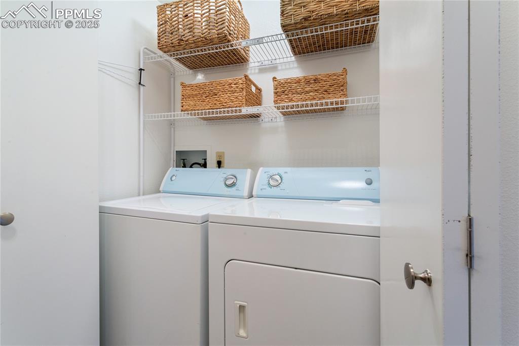Image 12 of 28: Laundry