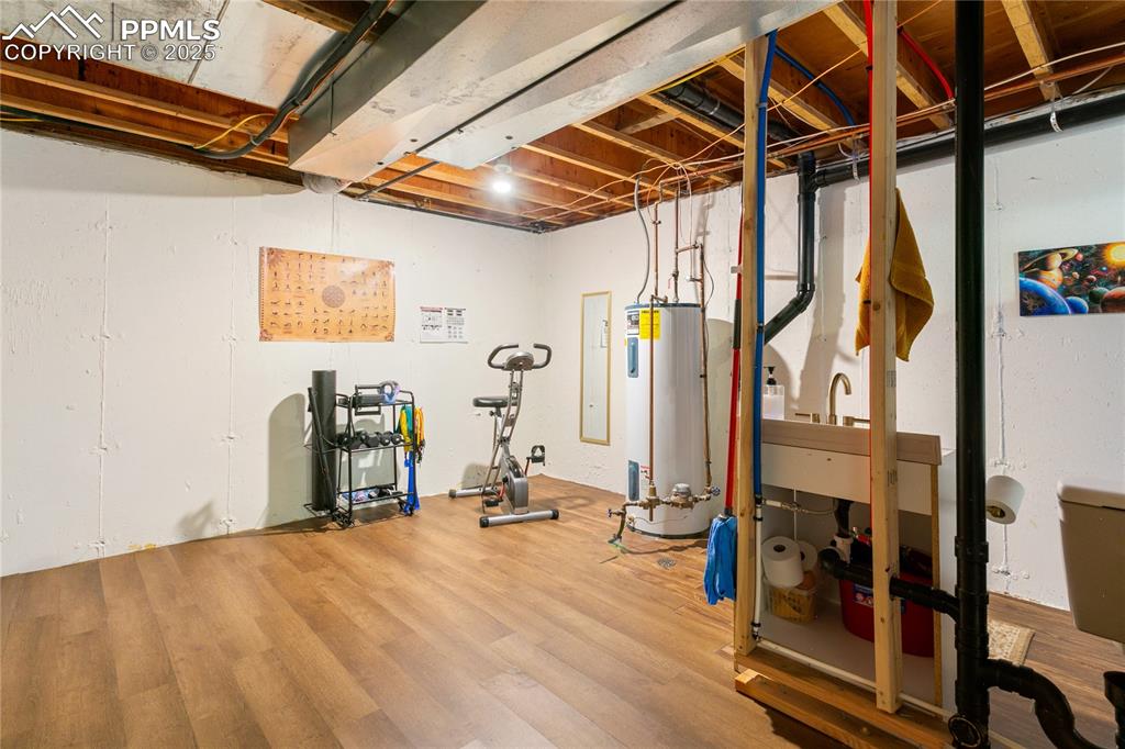 Image 22 of 28: Exercise Room
