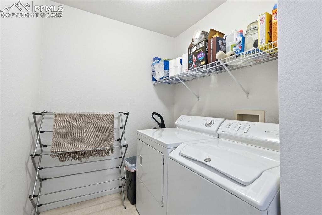 Image 37 of 43: Laundry