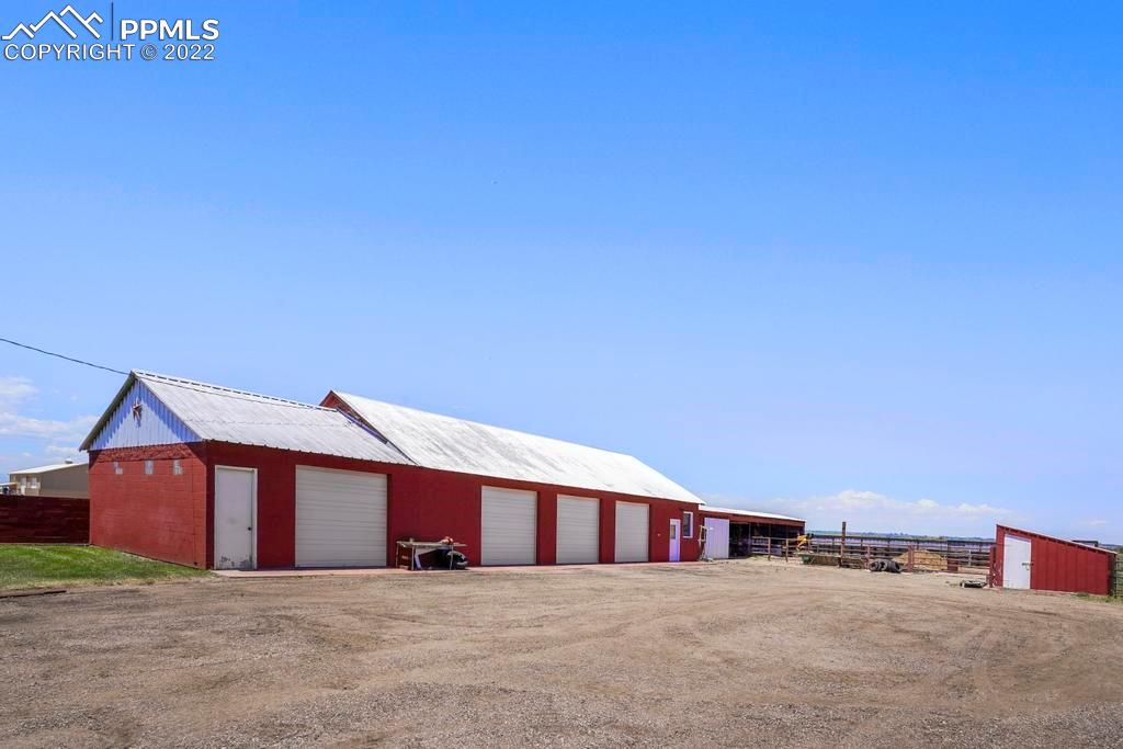 Listing 8694717, Image 32 of 40