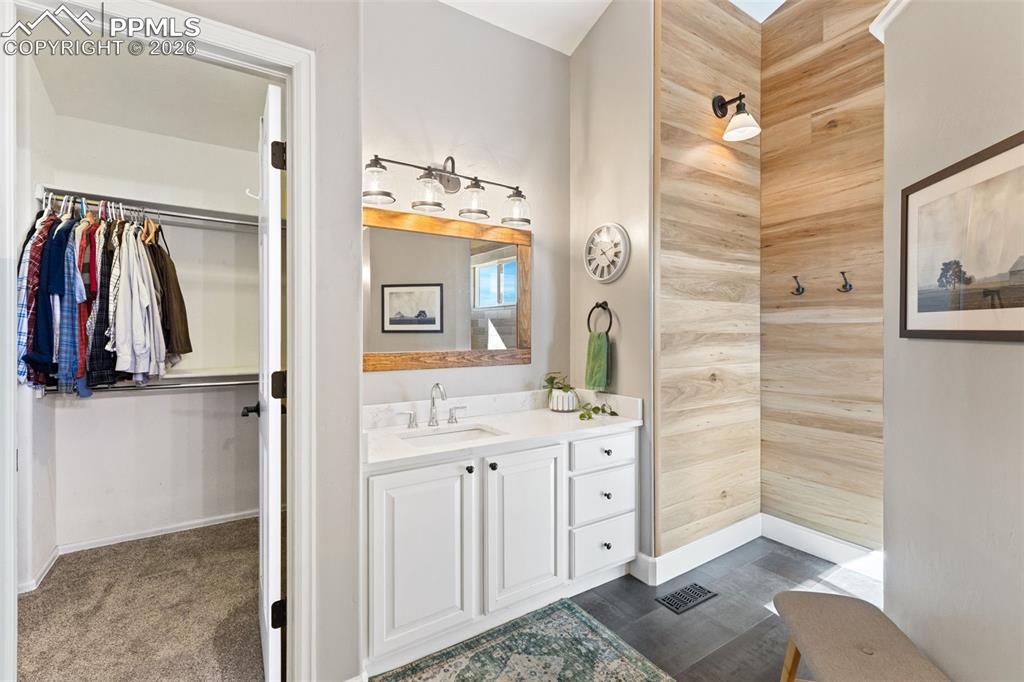 Image 27 of 48: Master Bedroom