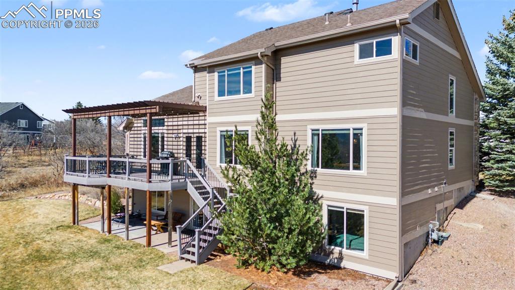 Image 42 of 48: Storage