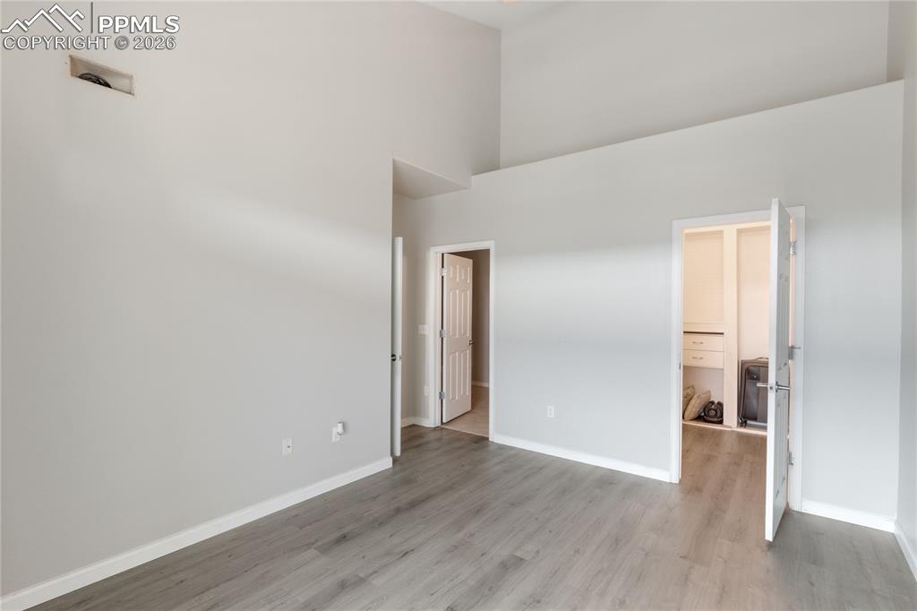 Image 22 of 35: Master Bedroom