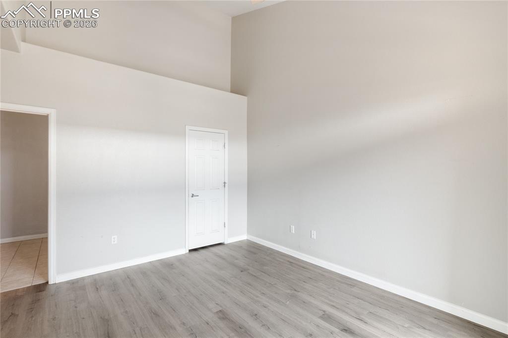 Image 24 of 35: Master Bedroom