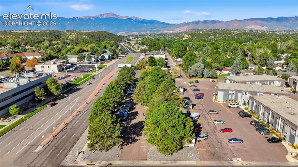 Image 7 of 8: Aerial Looking West