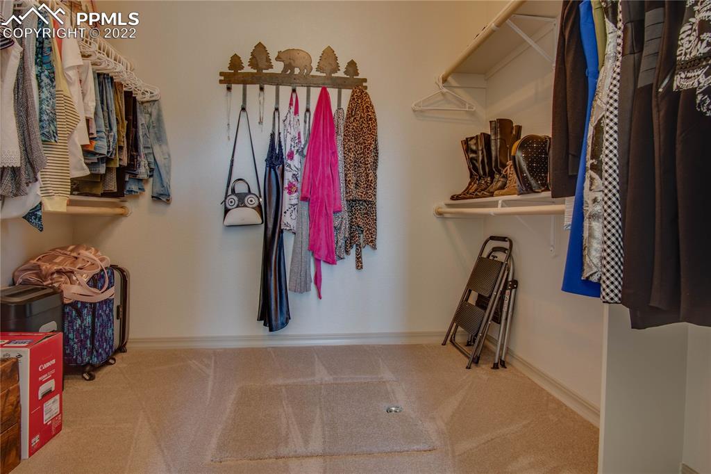 Listing 8698599, Image 27 of 34