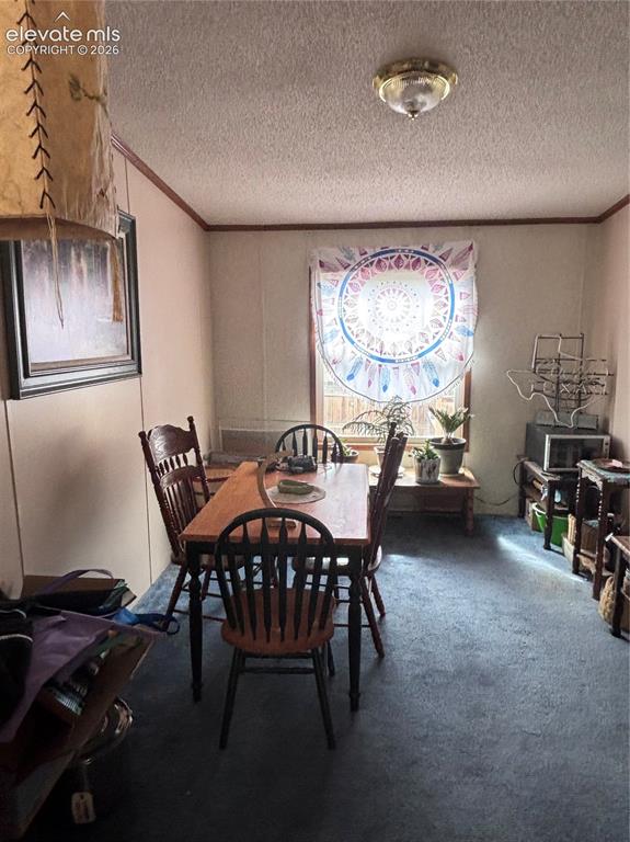 Image 10 of 19: Dining Area