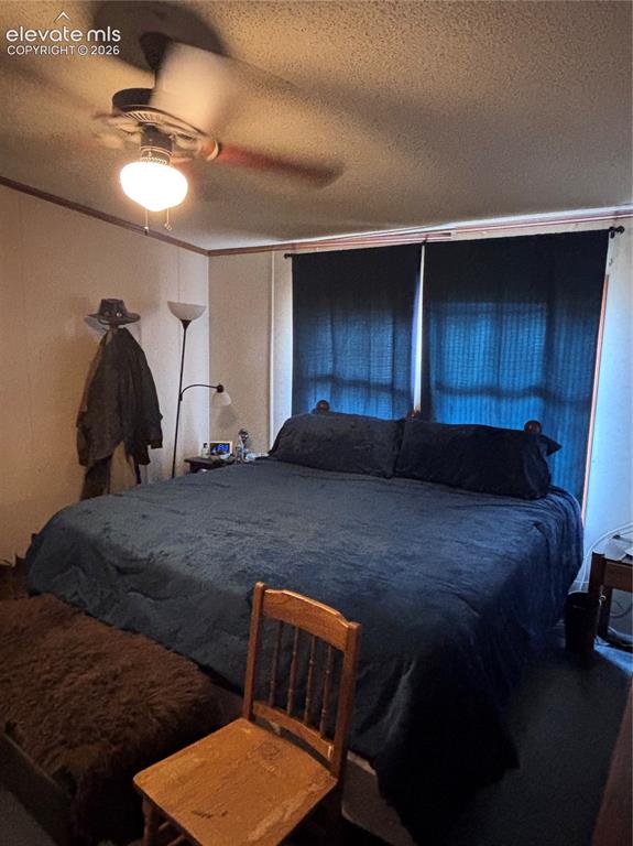Image 11 of 19: Bedroom