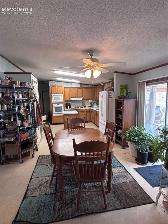 Image 8 of 19: Dining Area