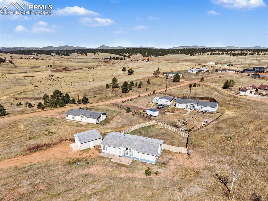 Image 23 of 27: Stunning panoramic 360° views