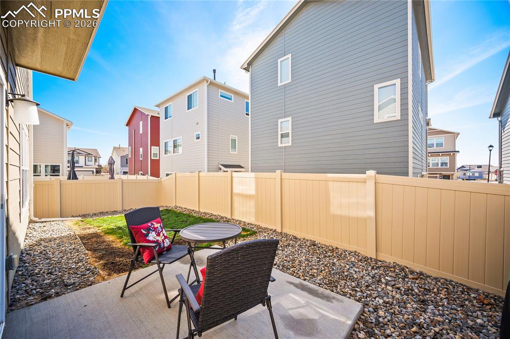 Image 35 of 50: Patio