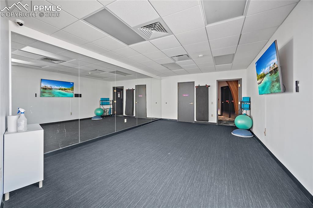 Image 41 of 50: Exercise Room