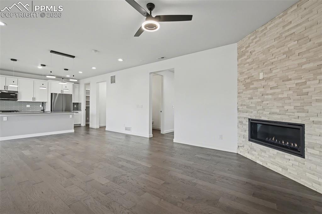 Image 15 of 43: No Description Available